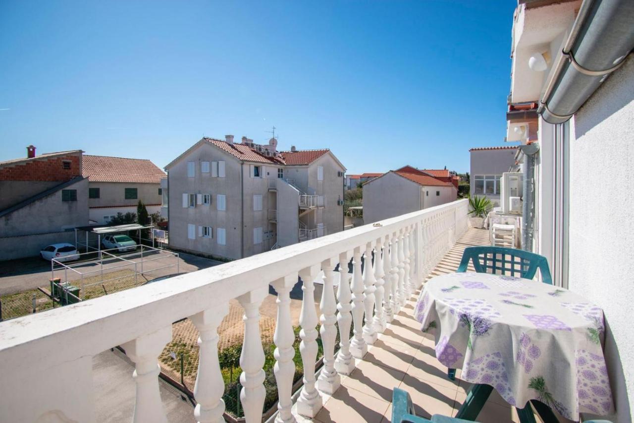 Family Holiday Apartments Lucia Vodice Exterior photo