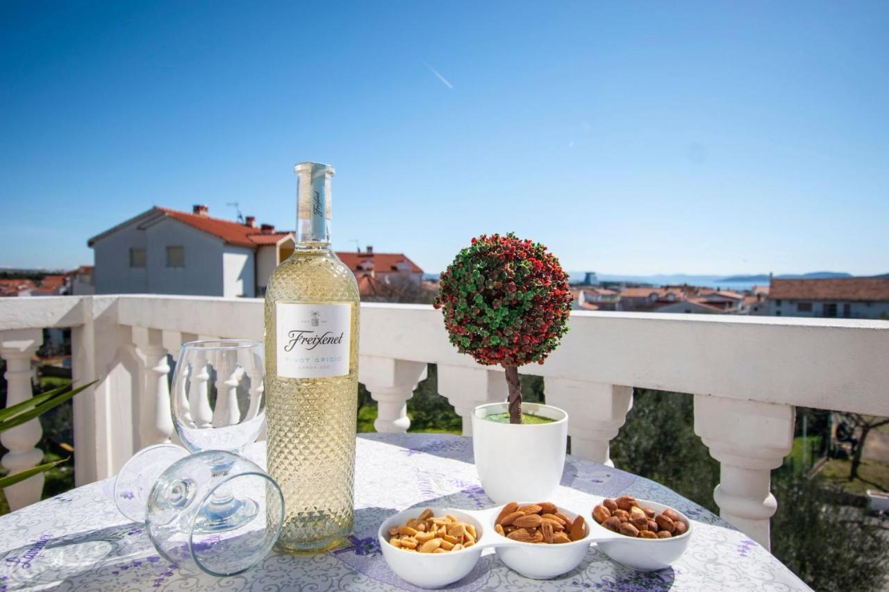 Family Holiday Apartments Lucia Vodice Exterior photo